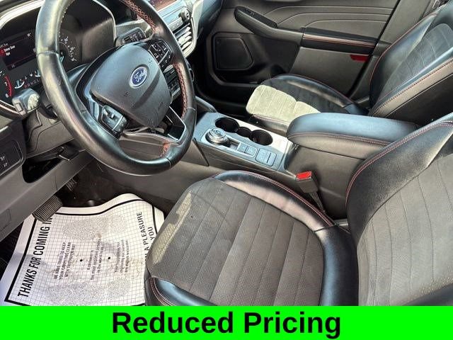 Used 2022 Ford Escape SEL w/ SEL Stealth AWD Package image 11