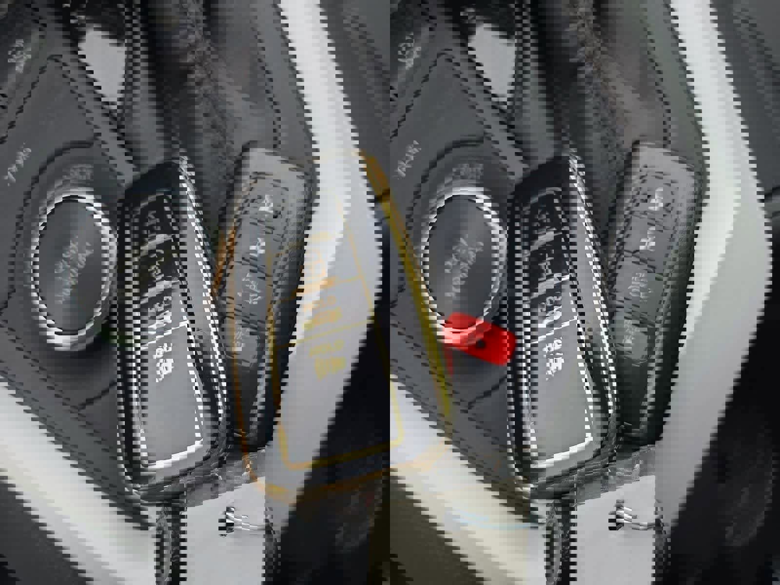 Used 2021 Toyota RAV4 XLE Premium image 35