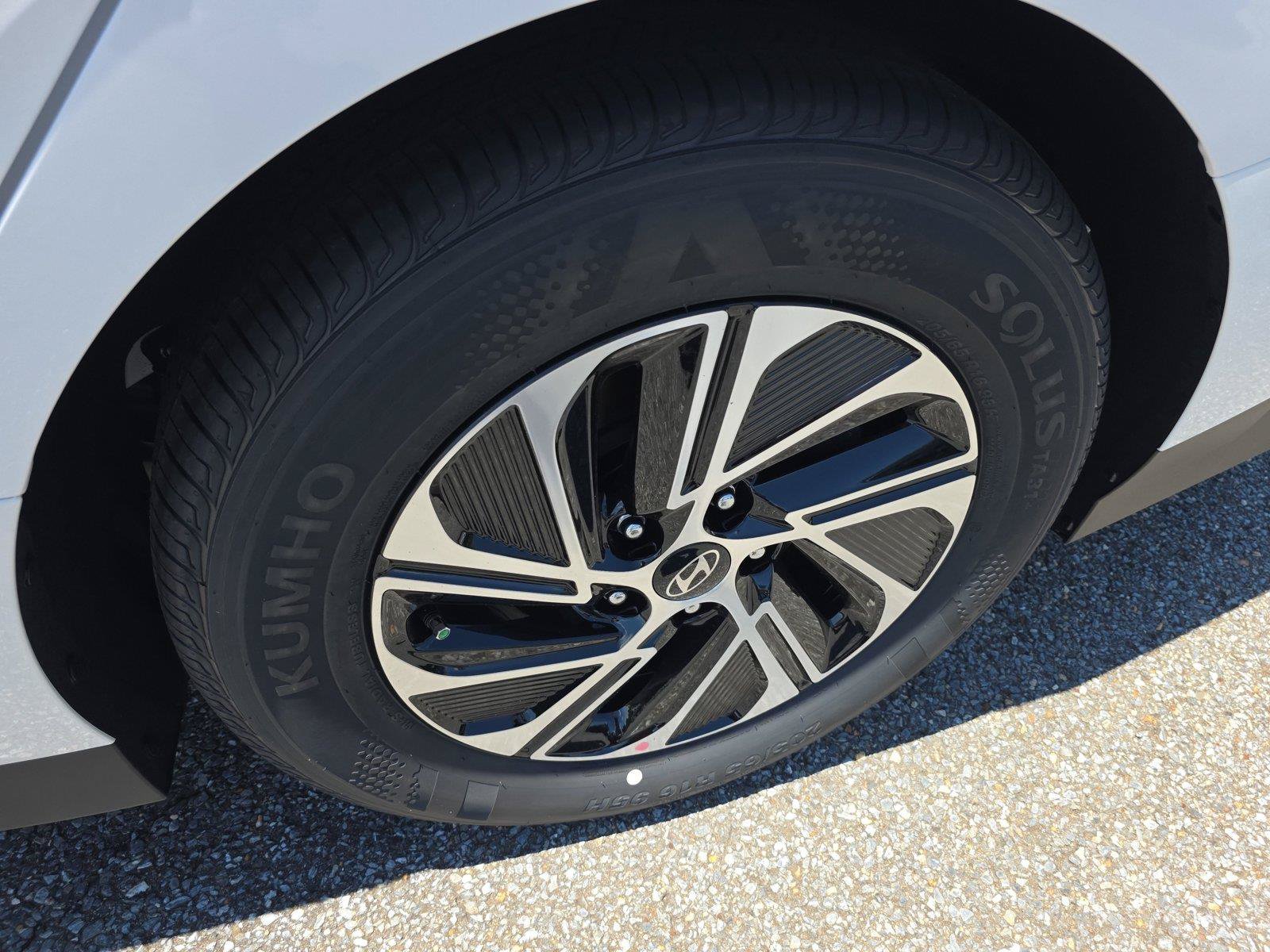 New 2026 Hyundai Sonata Blue FWD image 9