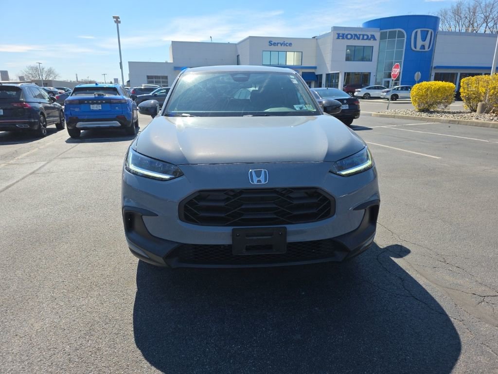 Used 2024 Honda HR-V Sport image 2