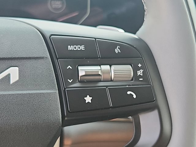 Used 2025 Kia EV6 Light w/ Light LR Technology Package AWD/4WD image 22