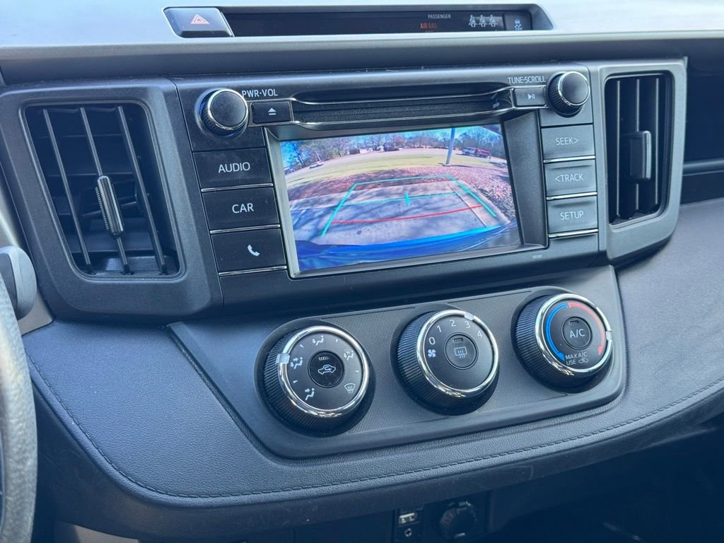 Used 2017 Toyota RAV4 LE image 32