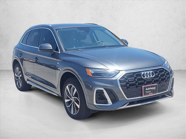 Used 2022 Audi Q5 2.0T Premium Plus w/ Premium Plus Package AWD/4WD image 3