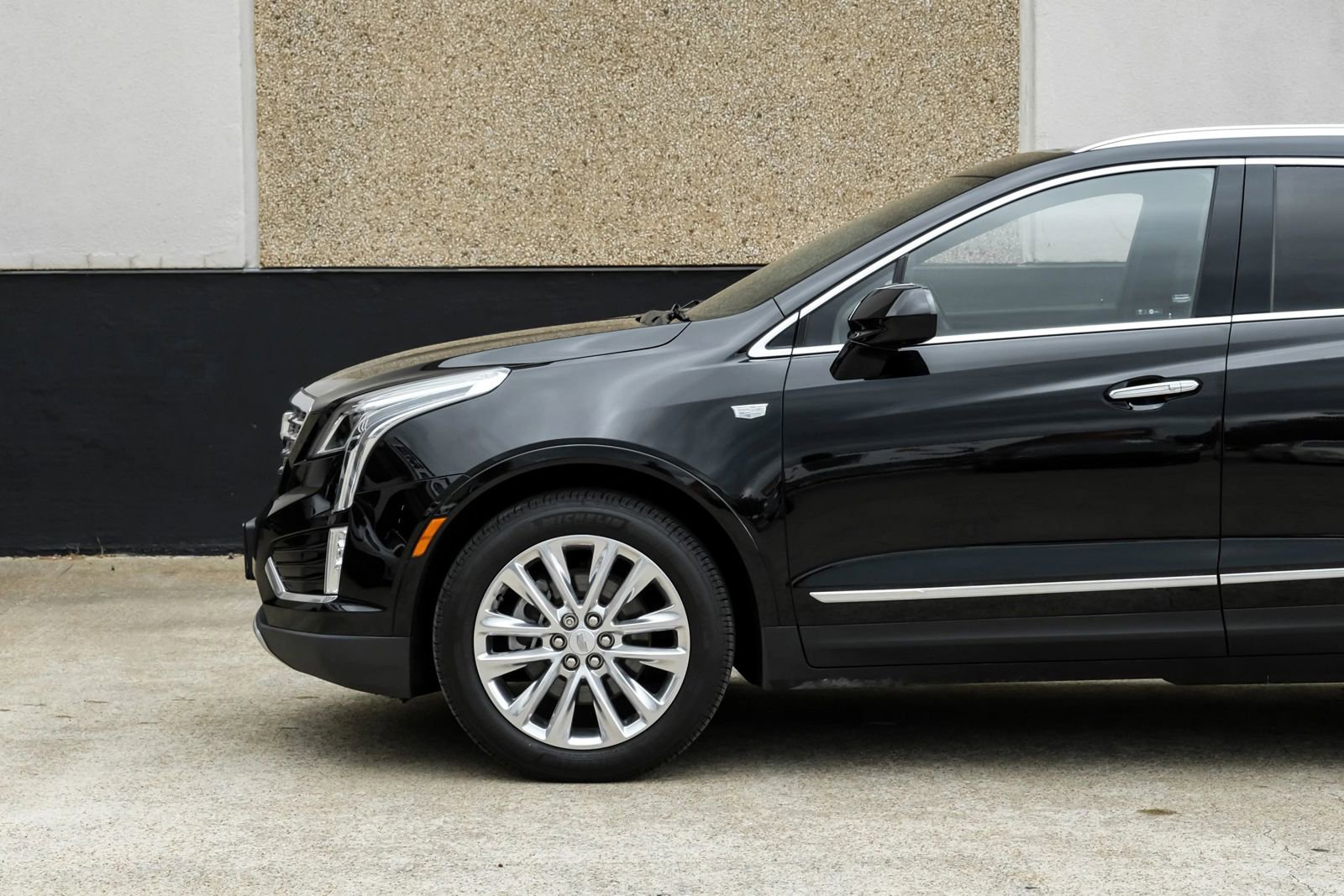 Used 2017 Cadillac XT5 Platinum image 20
