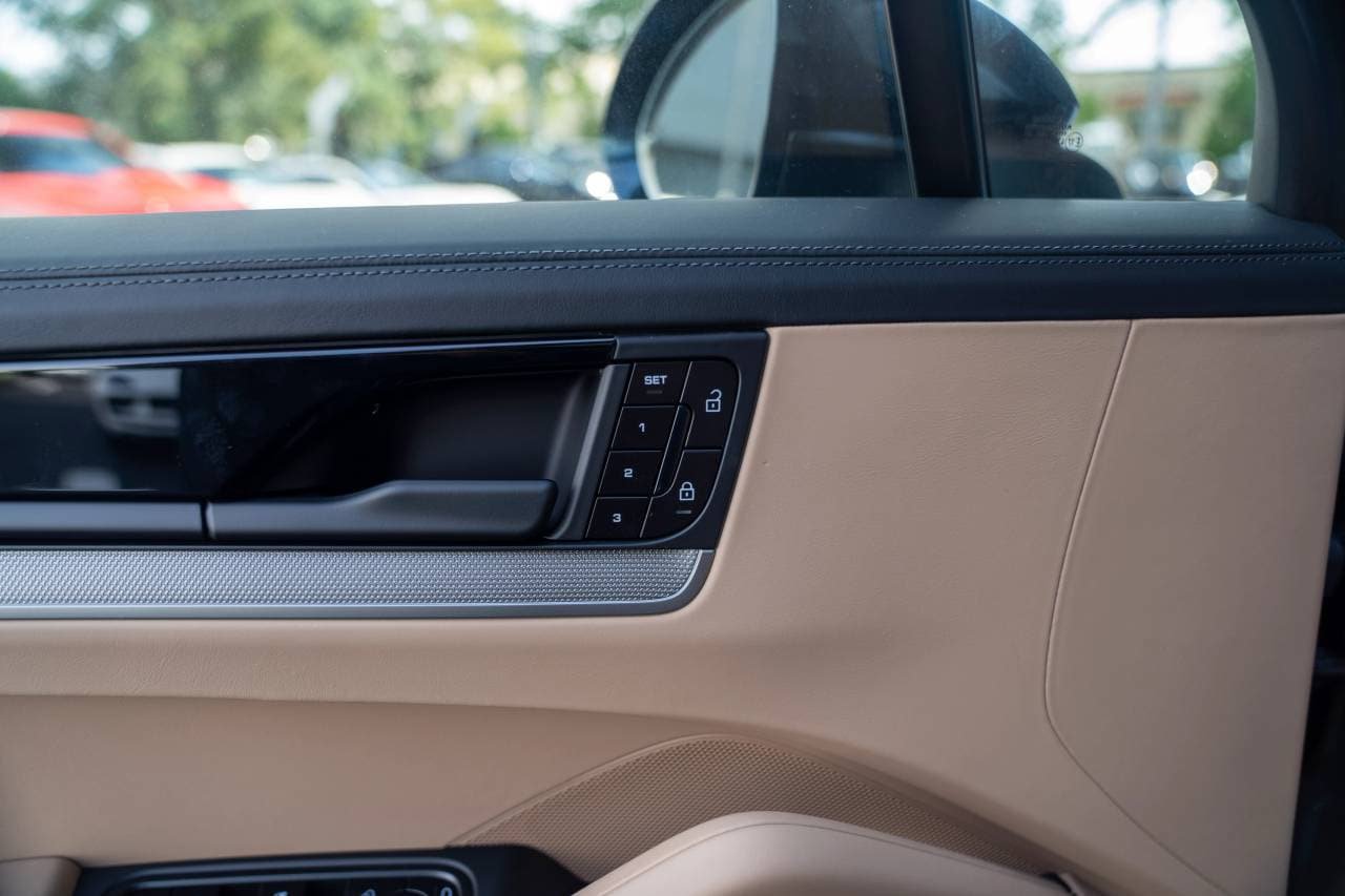 New 2026 Porsche Cayenne S AWD/4WD image 25