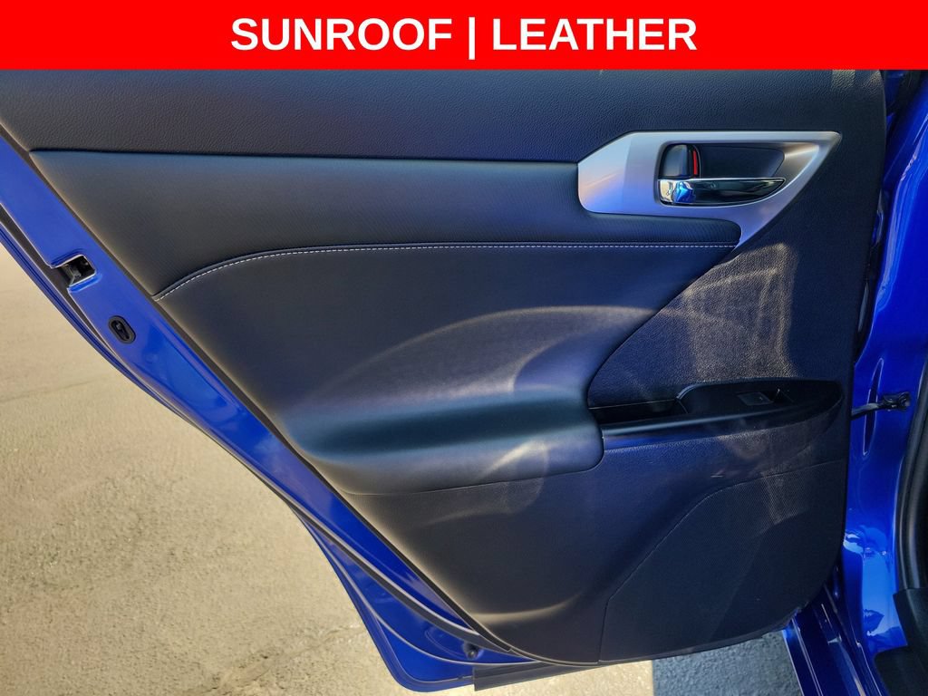 Used 2015 Lexus CT 200h w/ F Sport w/Nuluxe Interior FWD image 17