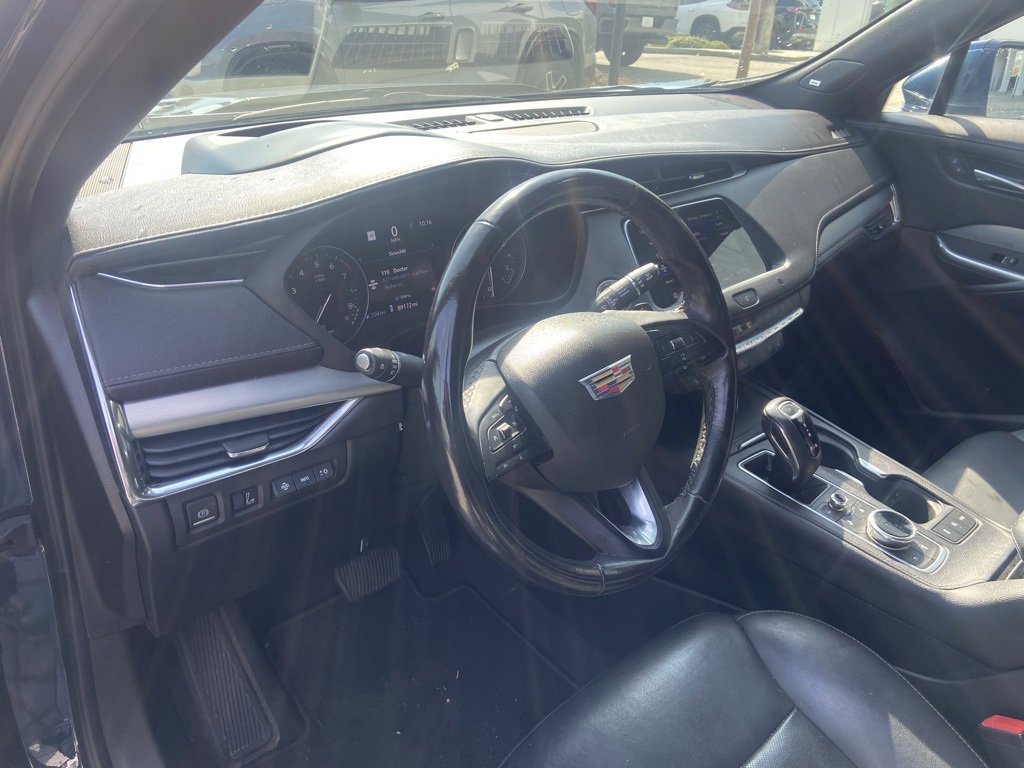 Used 2019 Cadillac XT4 Premium Luxury image 9