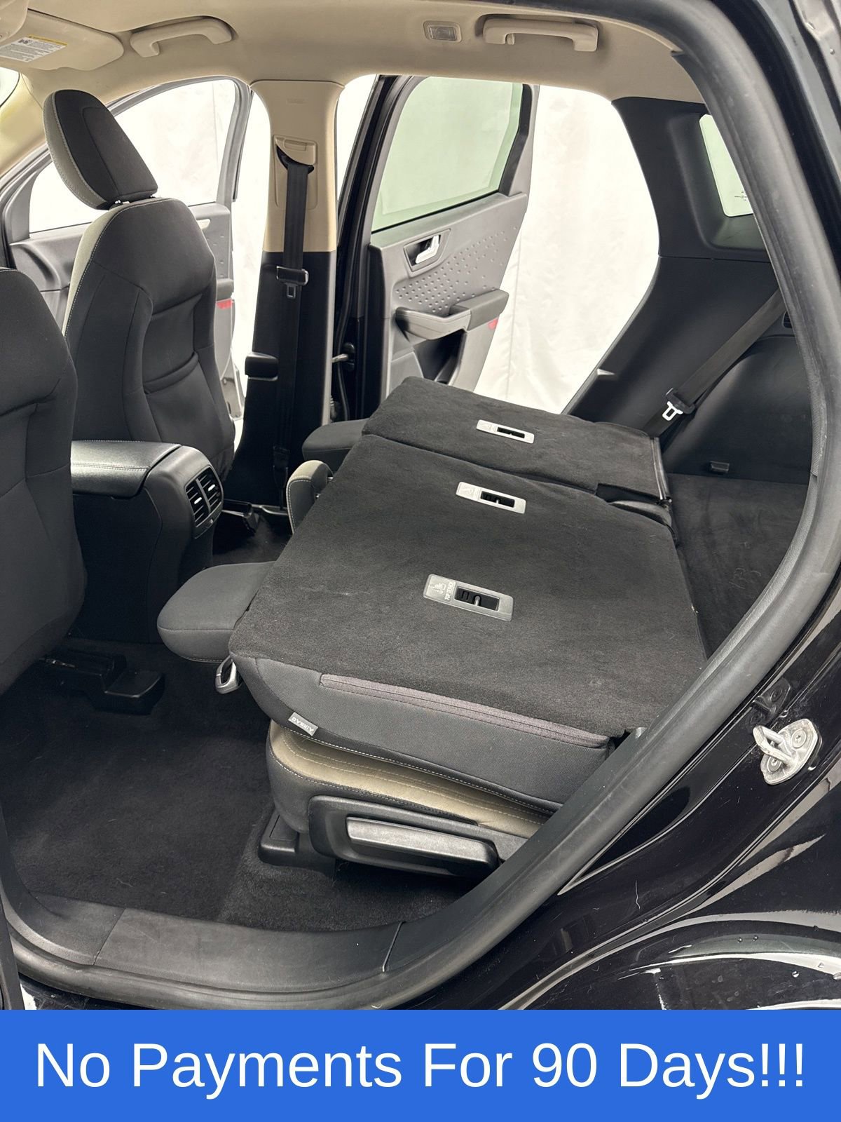 Used 2020 Ford Escape SE image 37