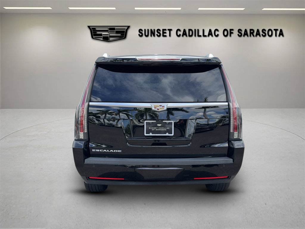 Used 2020 Cadillac Escalade ESV Premium Luxury AWD/4WD image 6