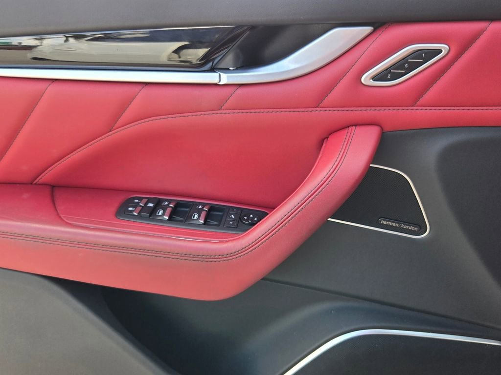 Used 2022 Maserati Levante Modena image 30