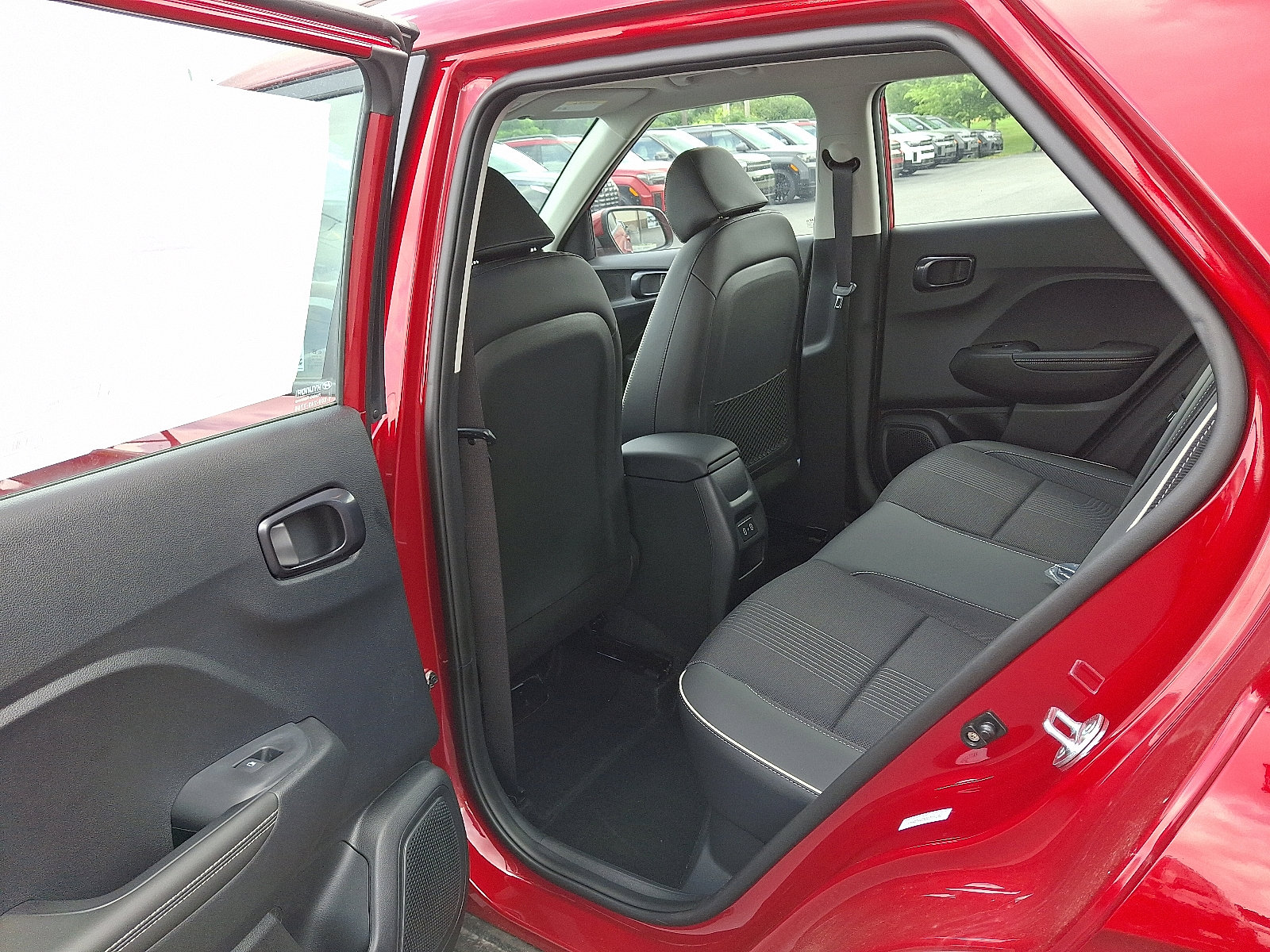 New 2025 Hyundai Venue Limited image 6