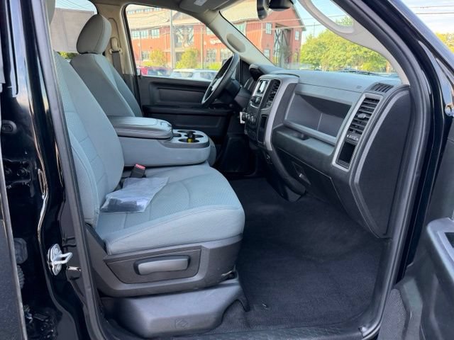 Used 2019 RAM 1500 Express AWD/4WD image 22