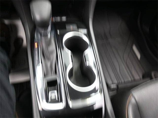 Used 2023 Chevrolet Equinox Premier image 11