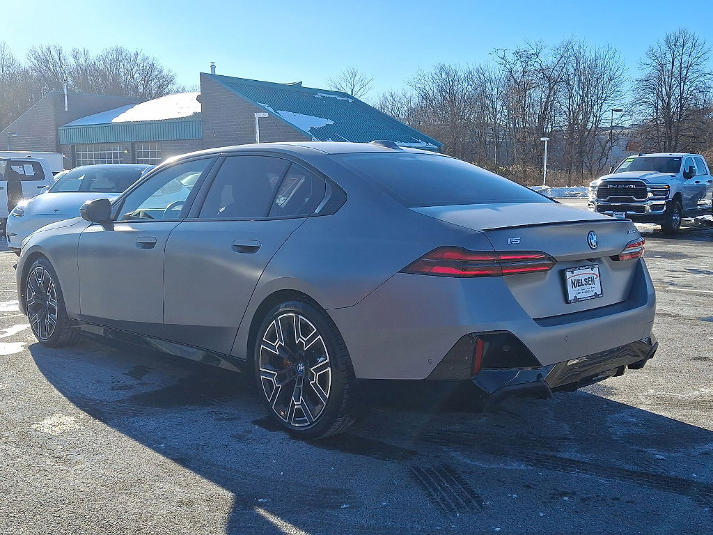 Used 2025 BMW i5 xDrive40 w/ M Sport Package image 22