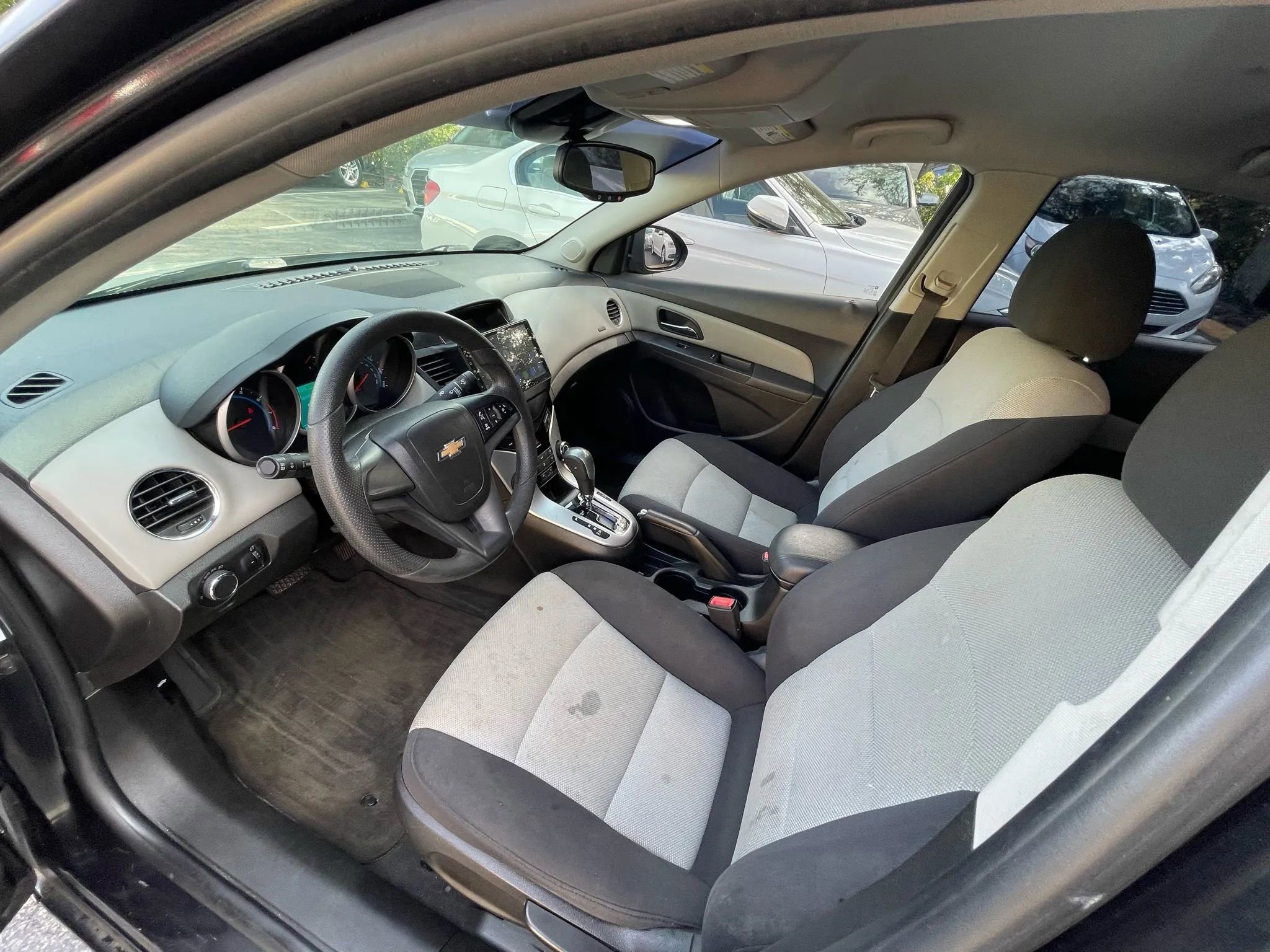 Used 2015 Chevrolet Cruze LS image 19