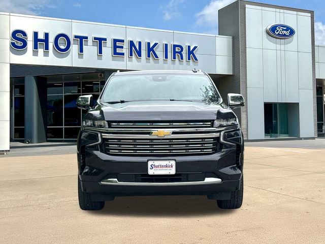 Used 2024 Chevrolet Suburban Premier w/ Advanced Technology Package AWD/4WD image 2