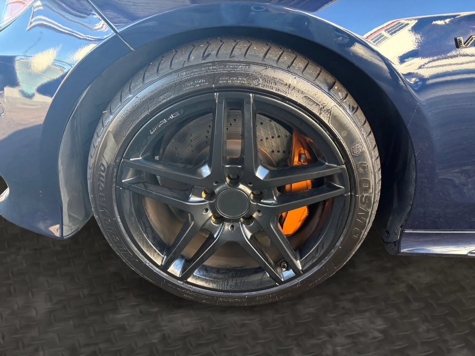 Used 2014 Mercedes-Benz E 550 4MATIC Sedan image 36