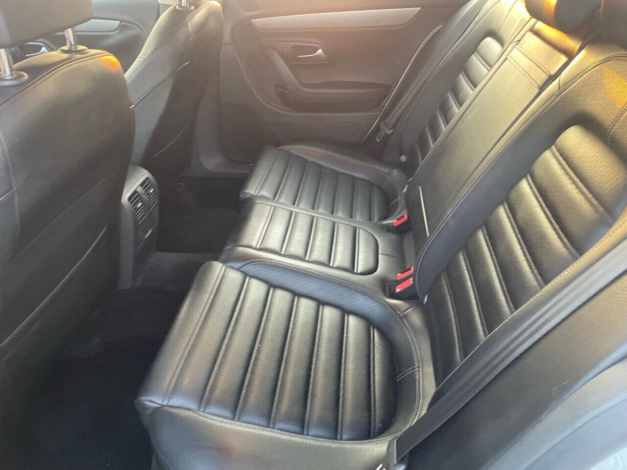 Used 2014 Volkswagen CC Sport image 21