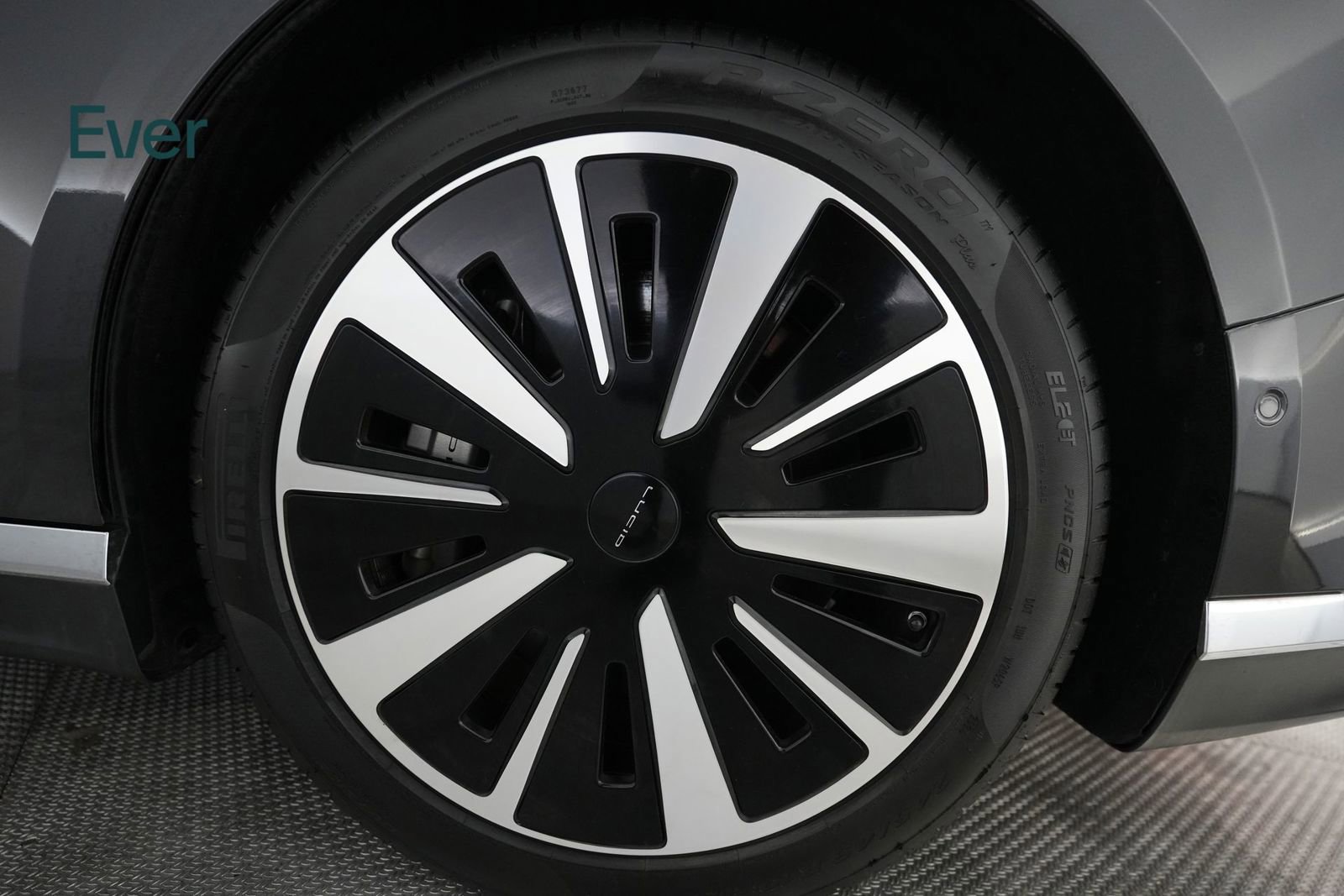 Used 2023 Lucid Air Pure AWD/4WD image 9
