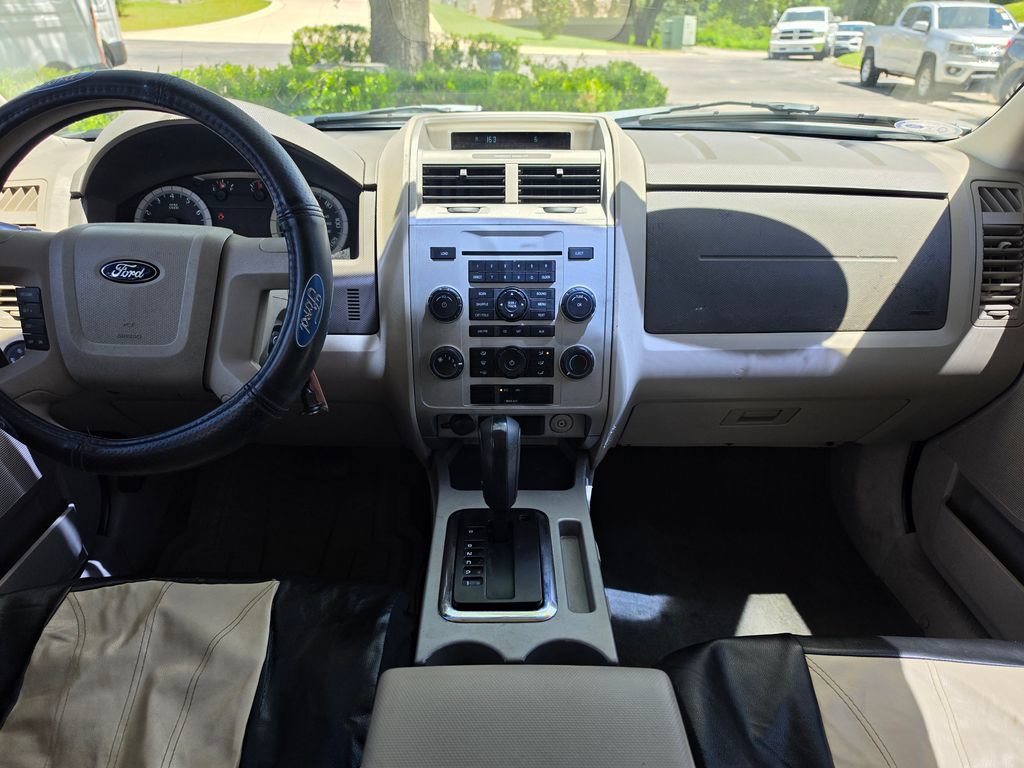 Used 2008 Ford Escape XLT FWD image 17