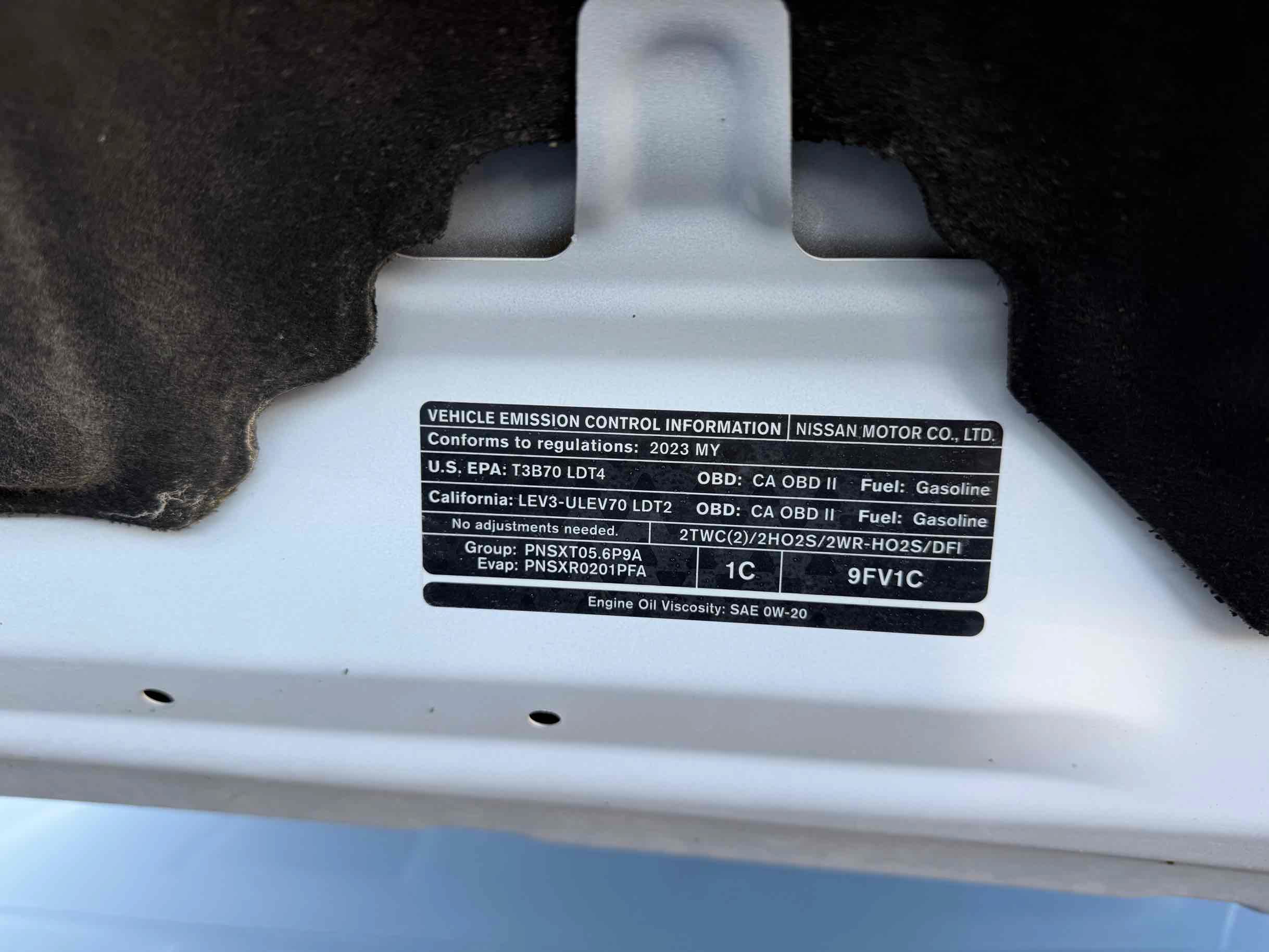 Used 2023 Nissan Titan SV w/ SV Convenience Package AWD/4WD image 23
