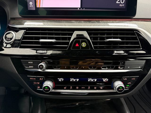 Used 2023 BMW 540i w/ Premium Package RWD image 17