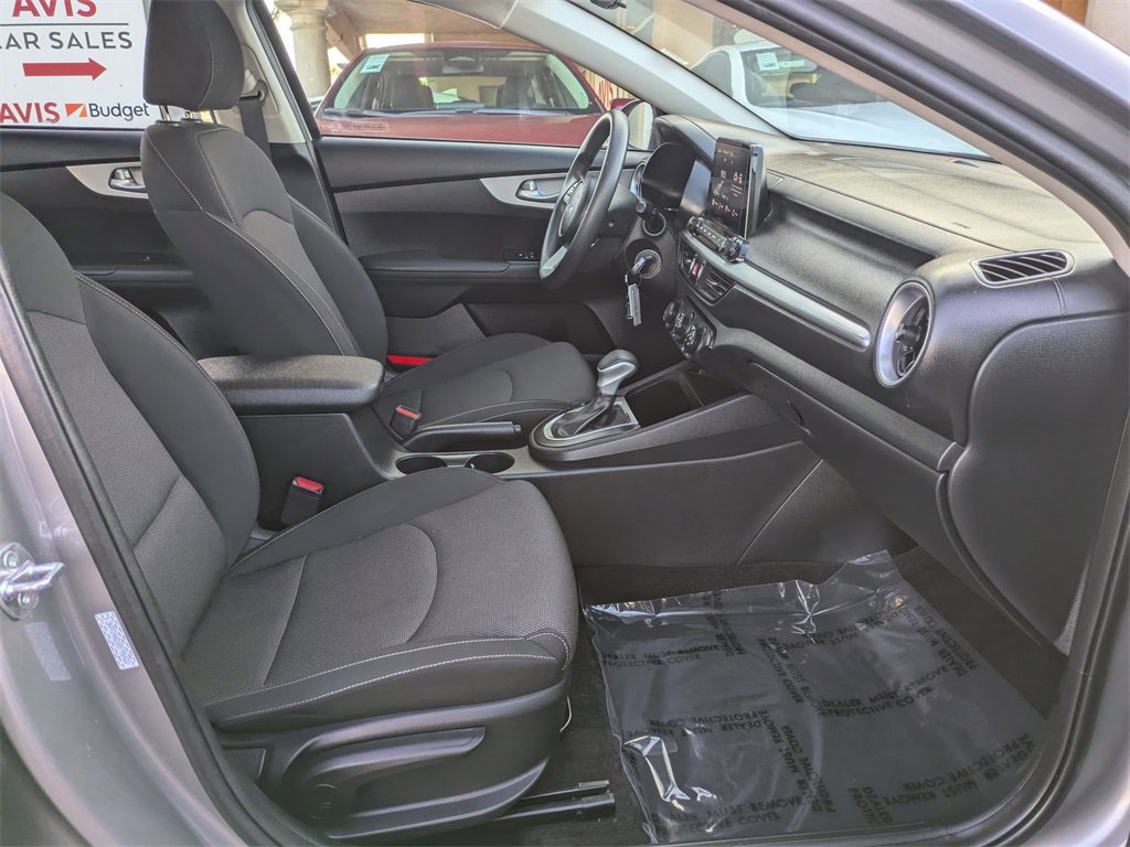 Used 2024 Kia Forte LXS image 32