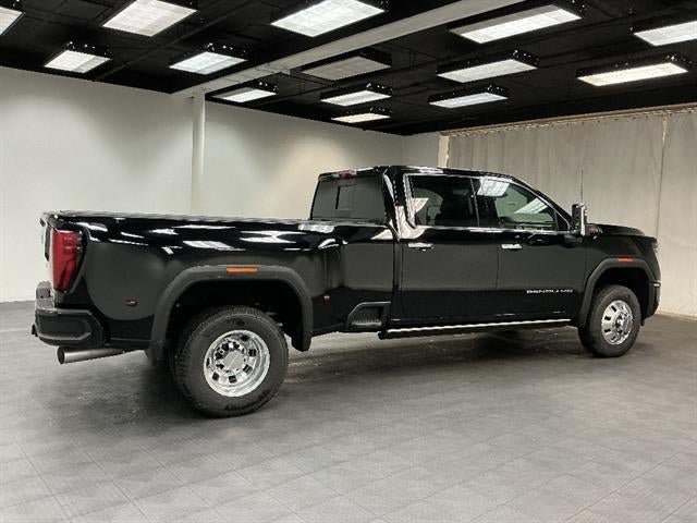 New 2026 GMC Sierra 3500 Denali w/ Denali Reserve Package AWD/4WD image 6