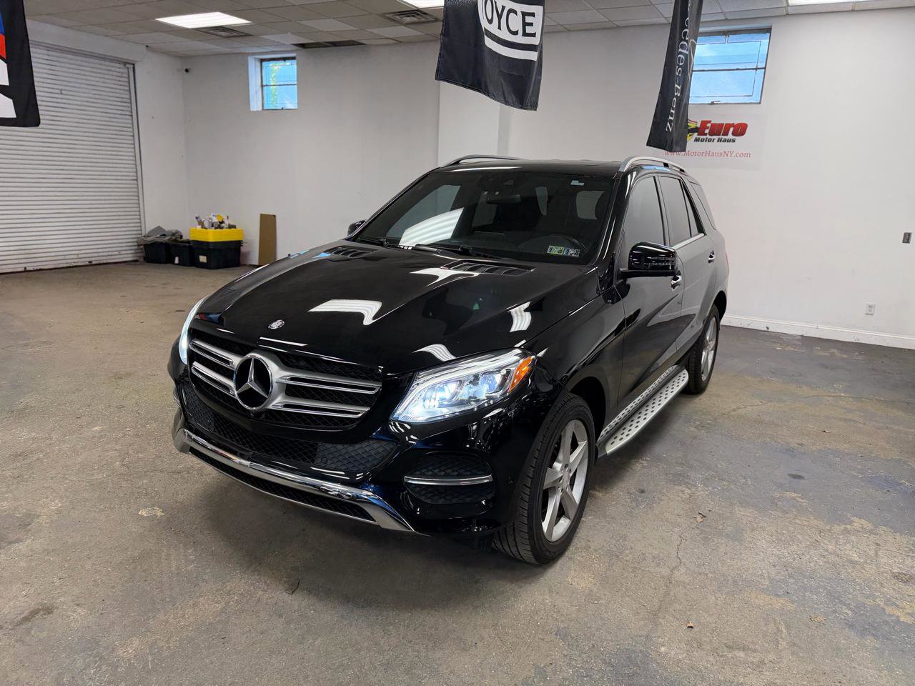Used 2016 Mercedes-Benz GLE 350 4MATIC image 2