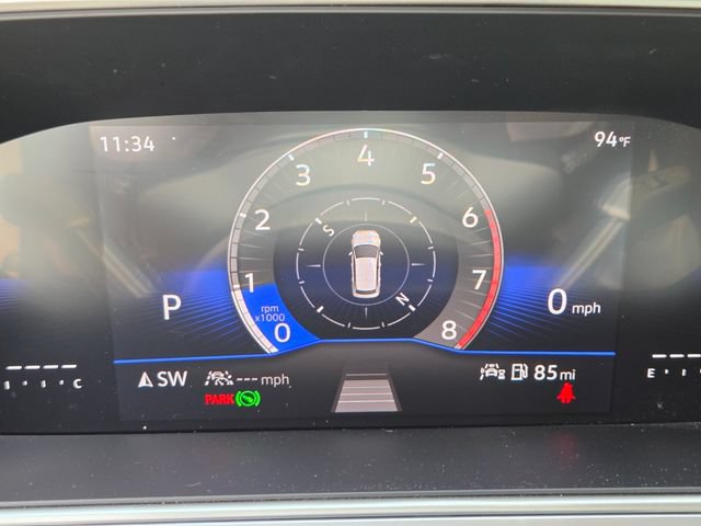Certified 2025 Volkswagen Taos SE FWD image 20