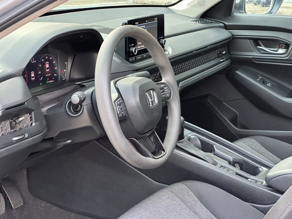 Used 2024 Honda Accord EX image 12