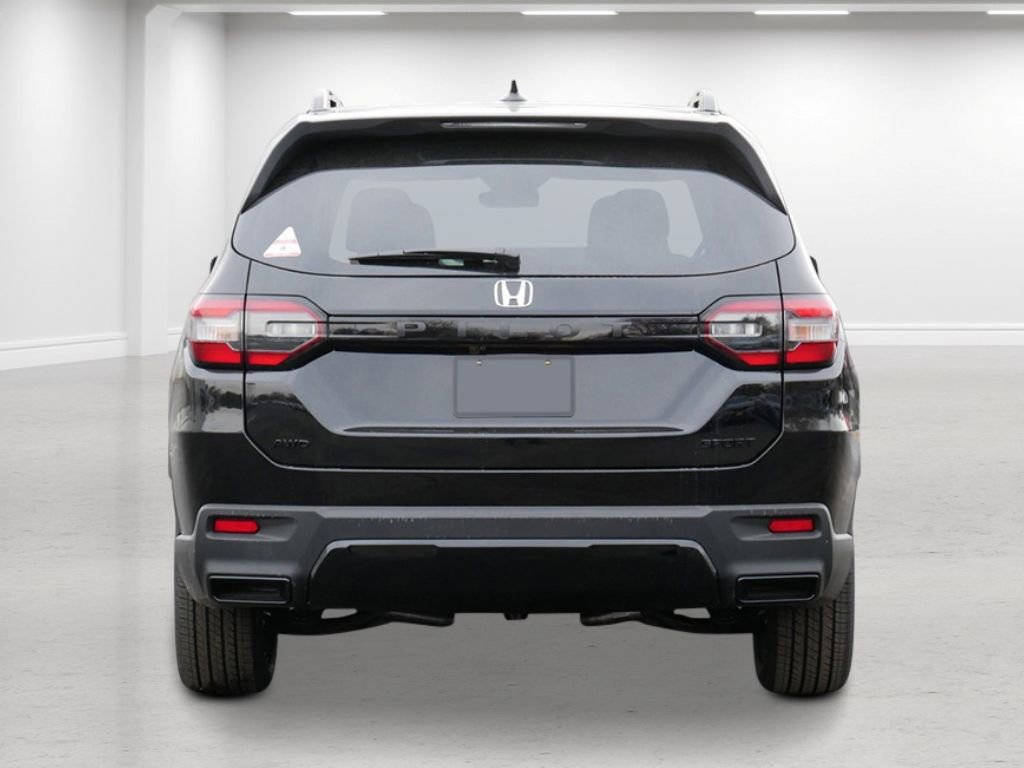 New 2026 Honda Pilot Sport image 4