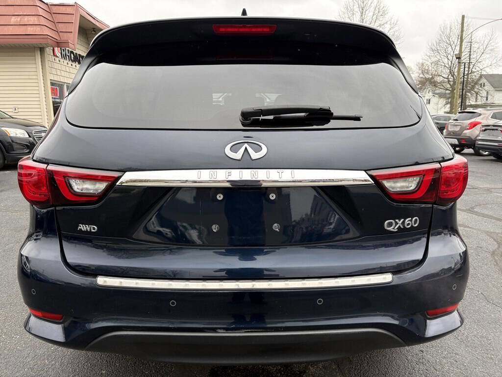 Used 2019 INFINITI QX60 Luxe w/ Essential Package AWD/4WD image 4