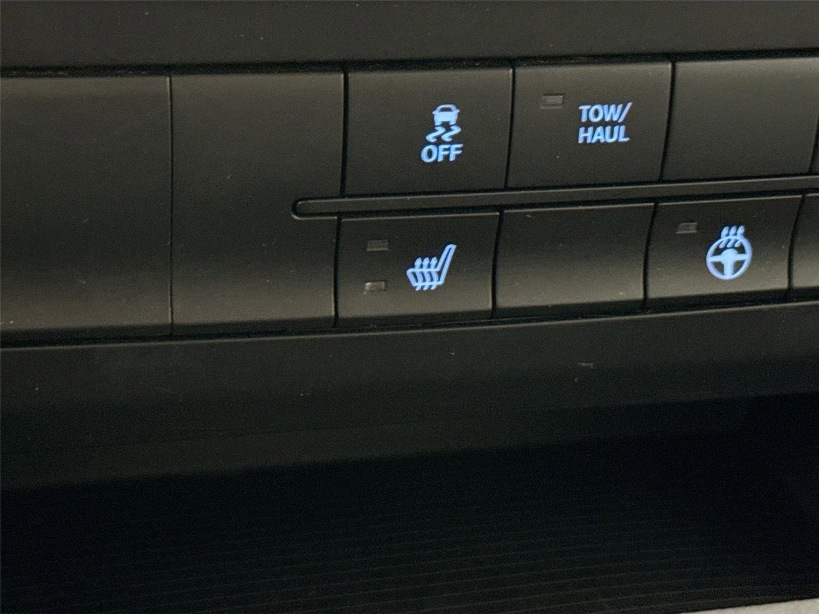 Used 2017 RAM 1500 Big Horn image 7