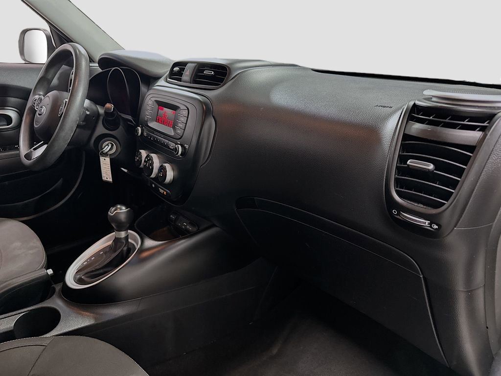 Used 2016 Kia Soul FWD image 26