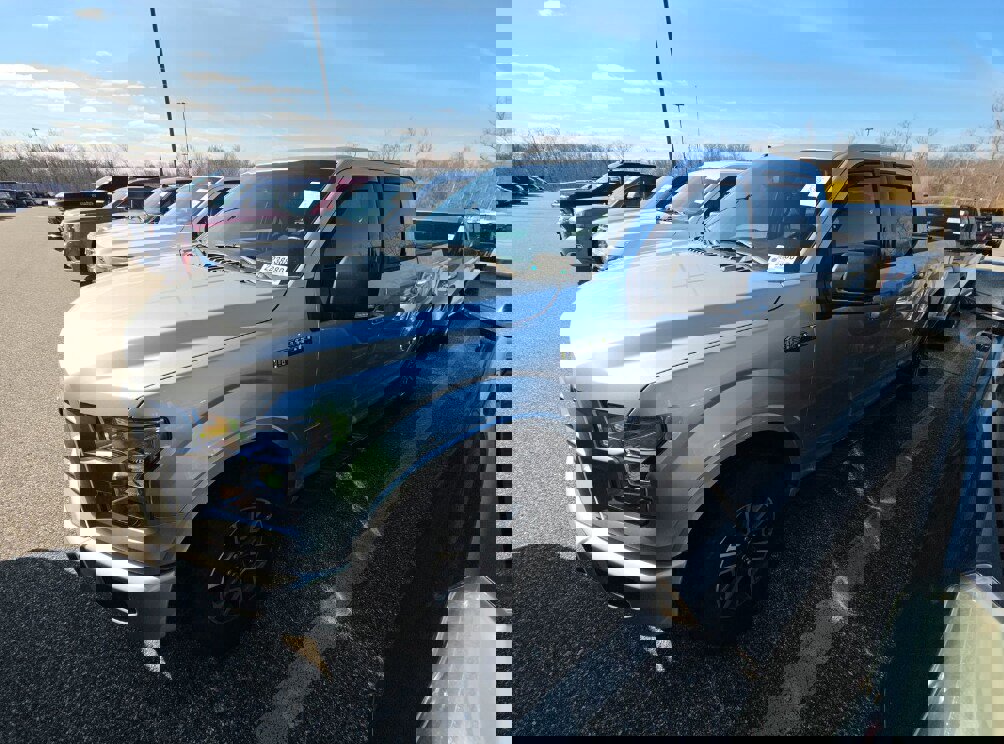 Used 2017 Ford F150 XLT w/ Equipment Group 302A Luxury image 2