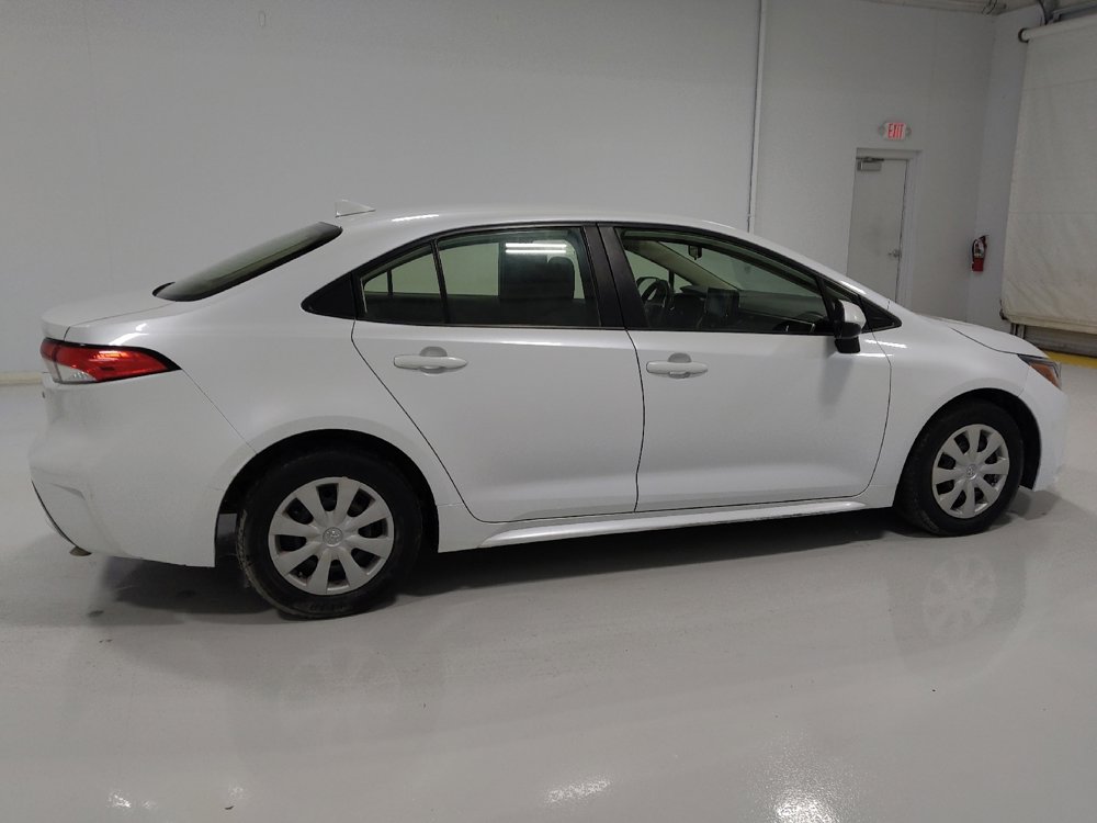 Used 2022 Toyota Corolla LE image 10