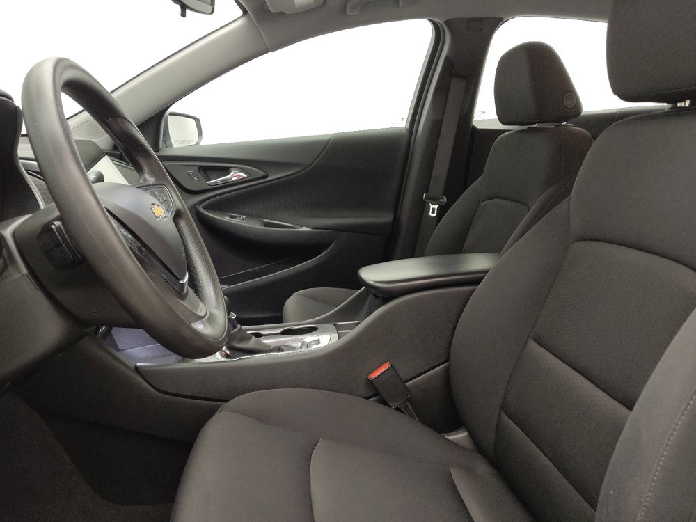 Used 2024 Chevrolet Malibu LS image 17