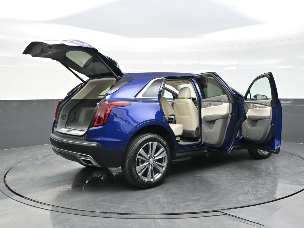 New 2026 Cadillac XT5 Premium Luxury w/ Driver Assist Package AWD/4WD image 44
