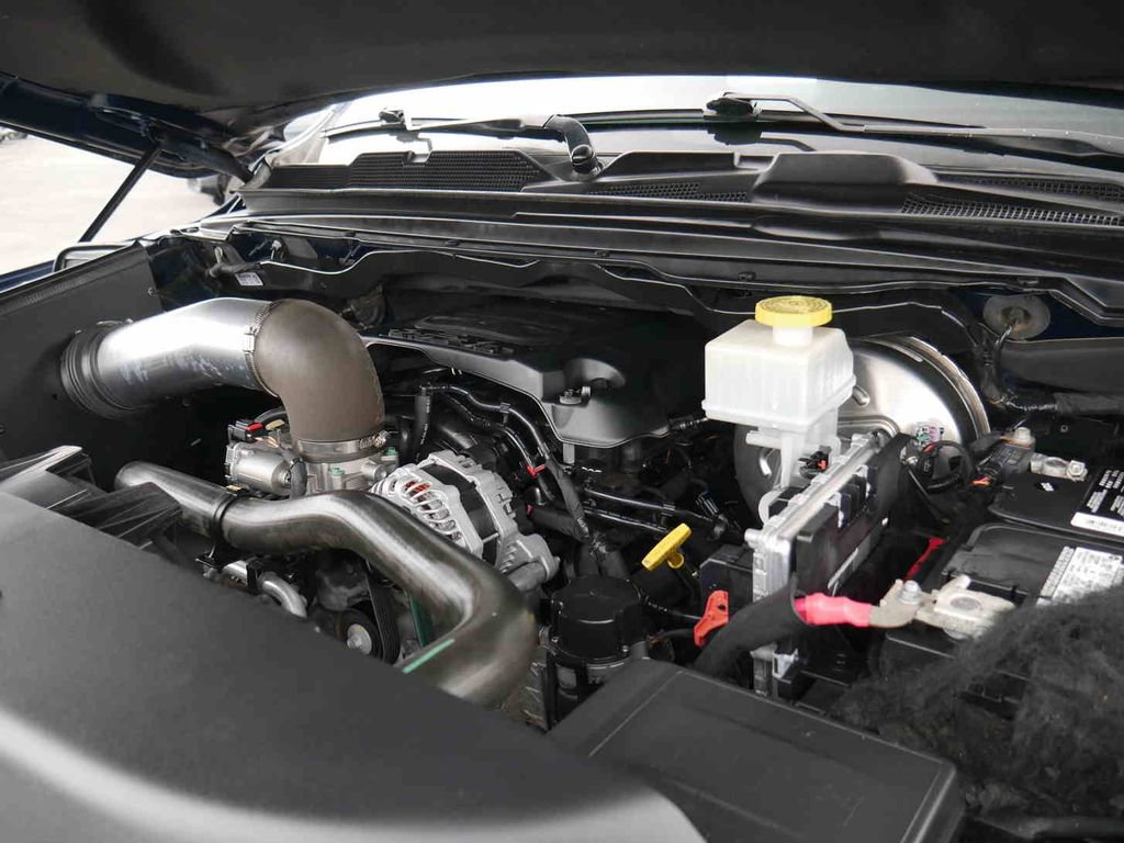 Used 2021 RAM 1500 Big Horn image 16