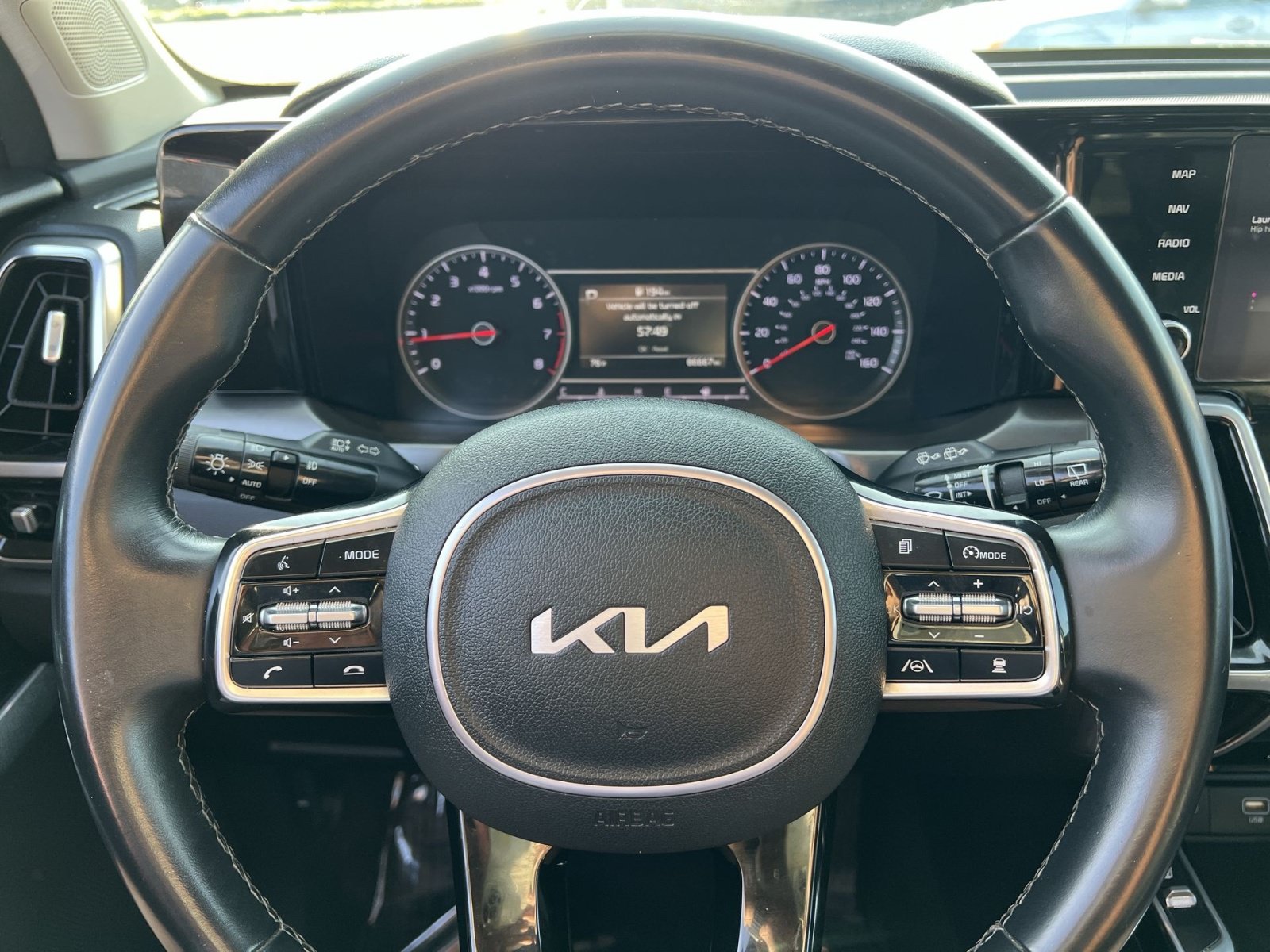 Used 2022 Kia Sorento SX AWD/4WD image 16