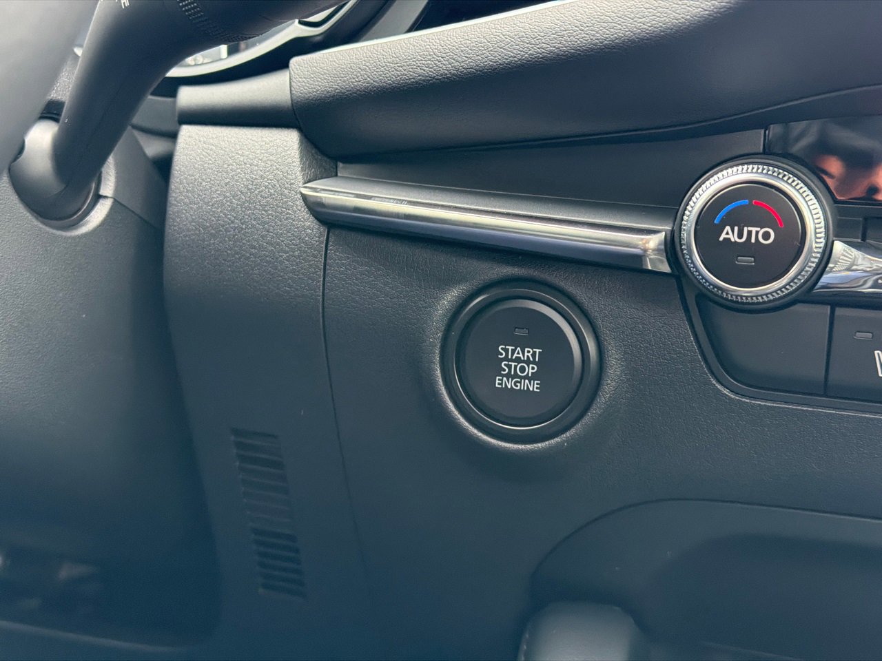 New 2026 MAZDA MAZDA3 2.5 S Hatchback w/ Premium Pkg image 27