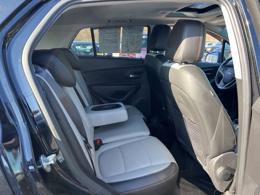 Used 2020 Chevrolet Trax Premier w/ LPO, Protection Package image 26