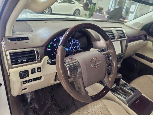Used 2019 Lexus GX 460 Luxury image 7