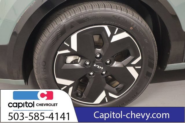 Used 2023 Kia Niro Wind w/ Wind Preserve Package FWD image 8