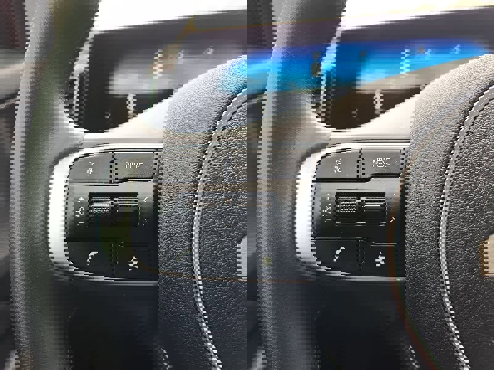 Used 2023 Kia Sportage SX image 23