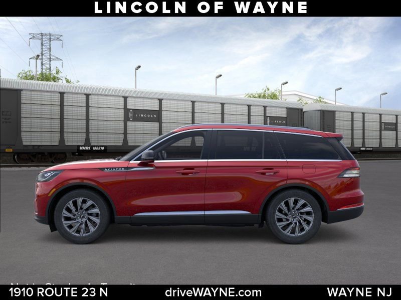 New 2026 Lincoln Aviator AWD image 3