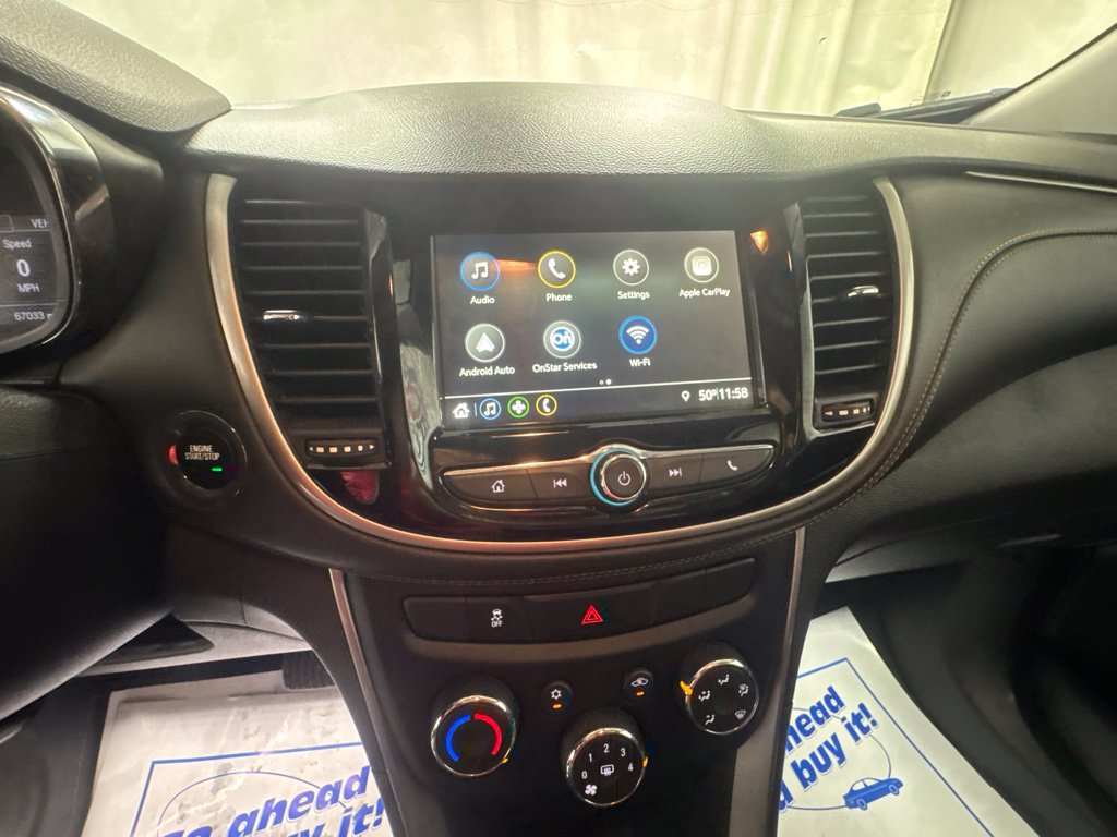 Used 2019 Chevrolet Trax LT w/ LT Convenience Package AWD/4WD image 22