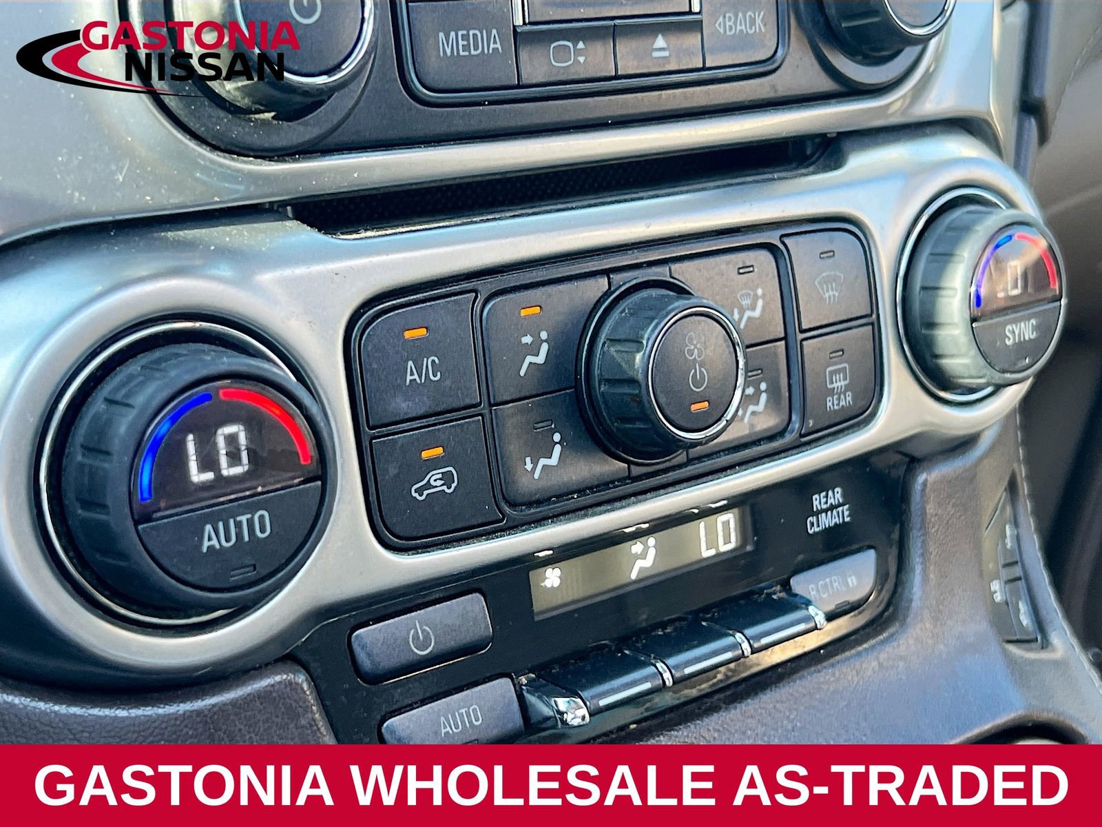 Used 2016 Chevrolet Suburban LTZ image 16