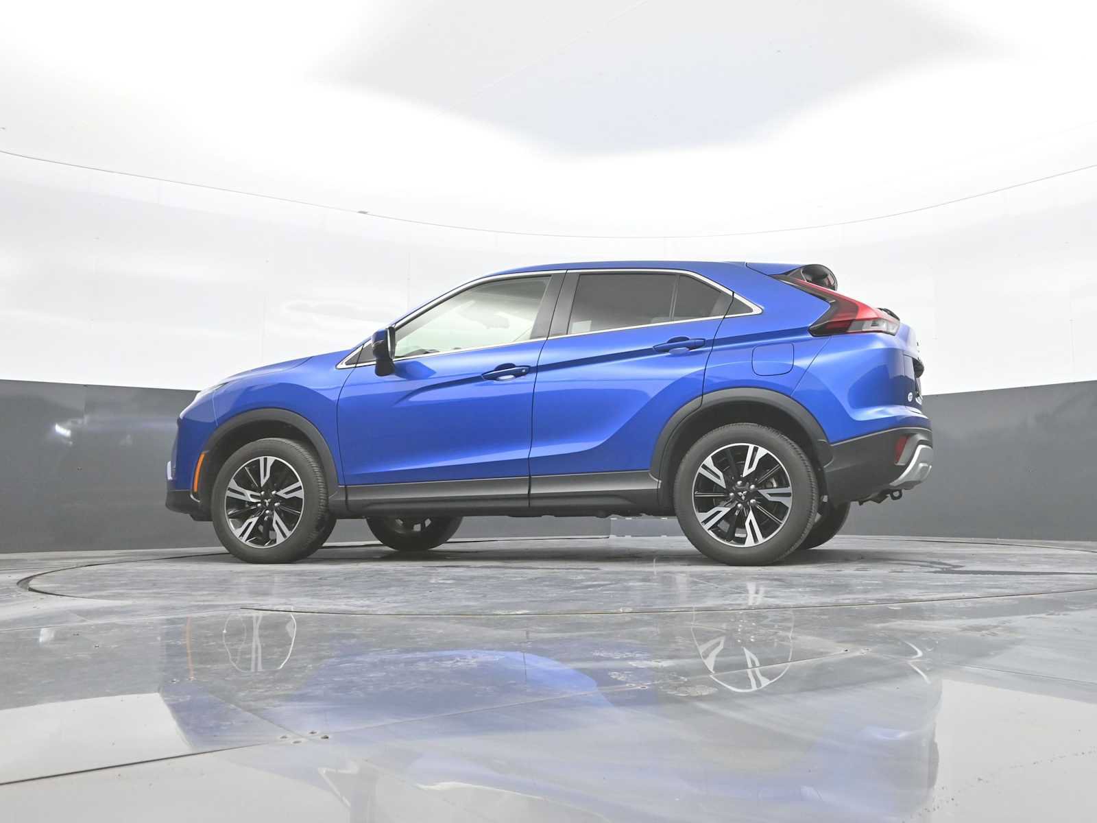 Used 2025 Mitsubishi Eclipse Cross SE AWD/4WD image 42